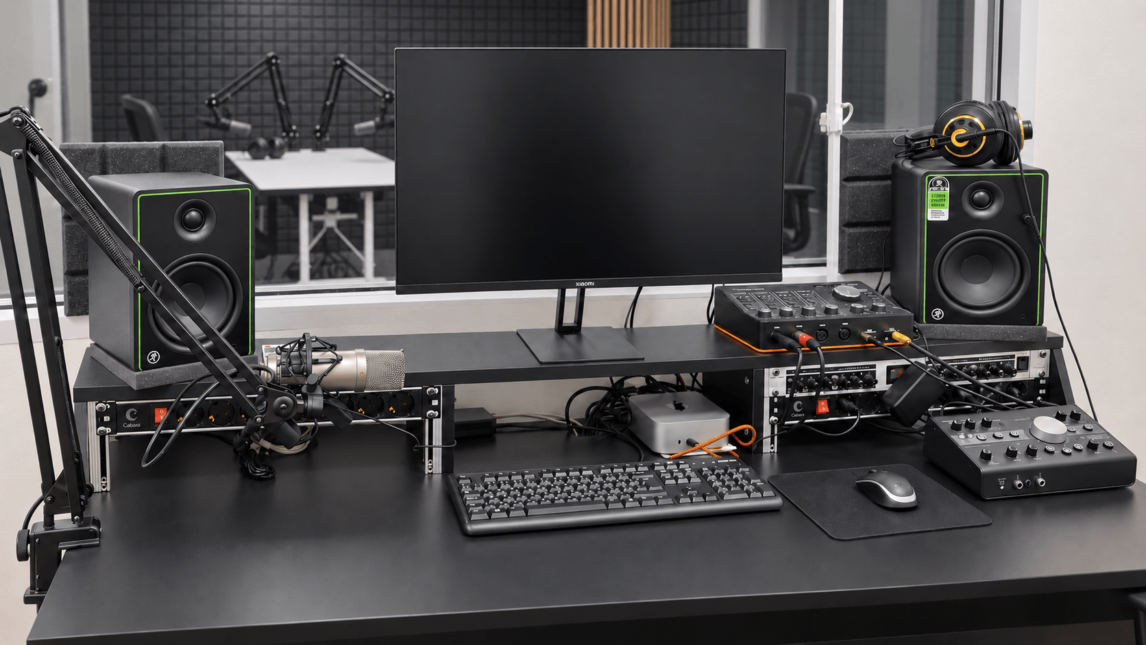 Podcast Studio — рабочее место записи